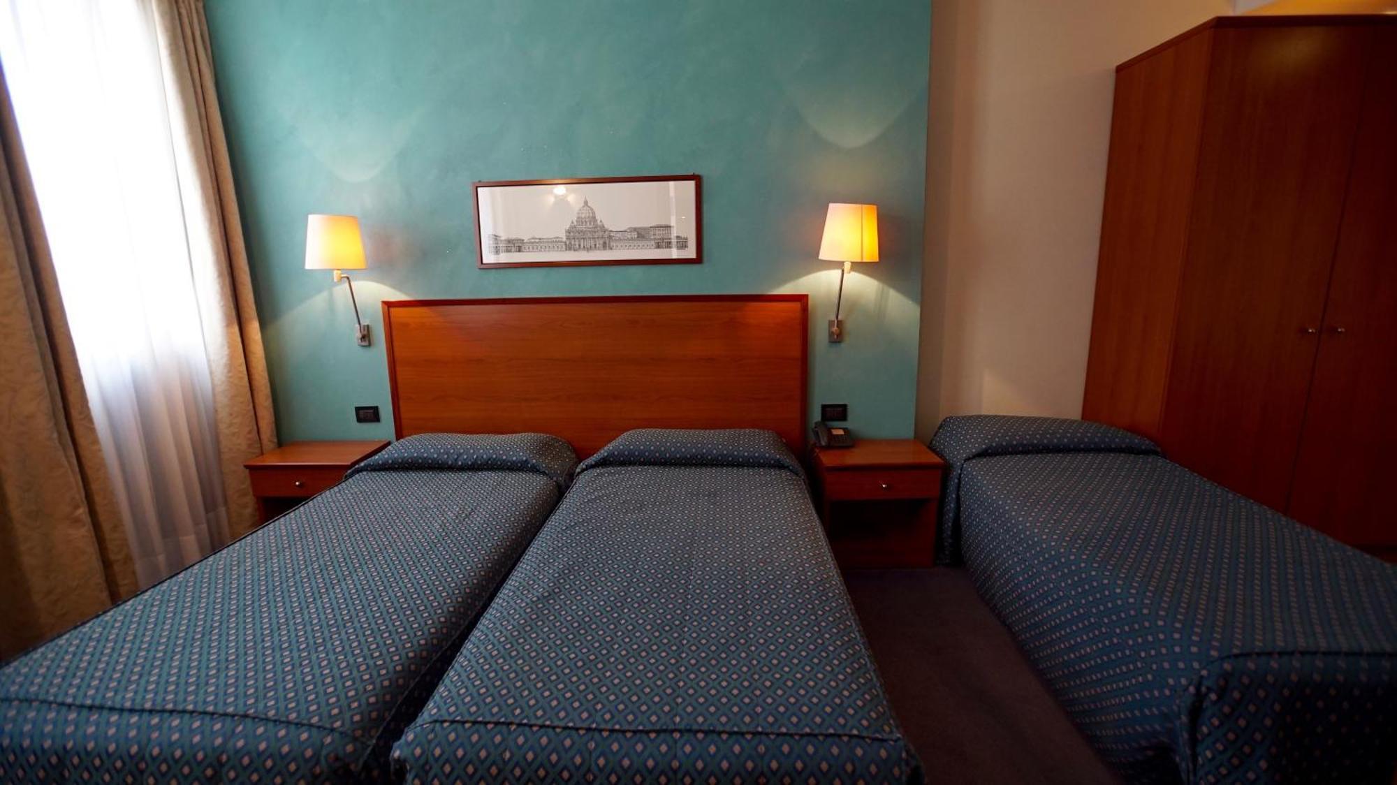 Classic Hotel Tulipano Терни Экстерьер фото
