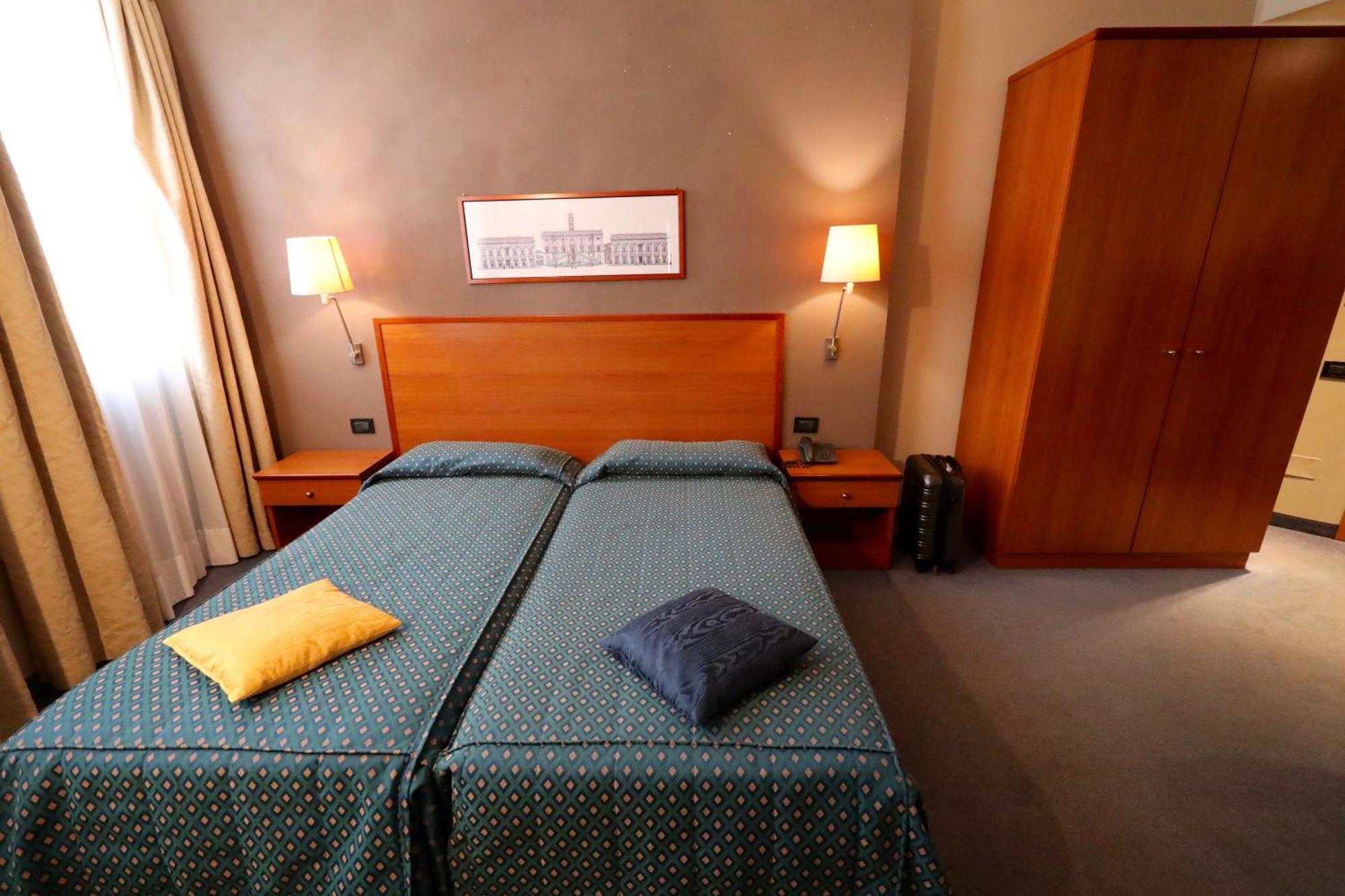 Classic Hotel Tulipano Терни Экстерьер фото