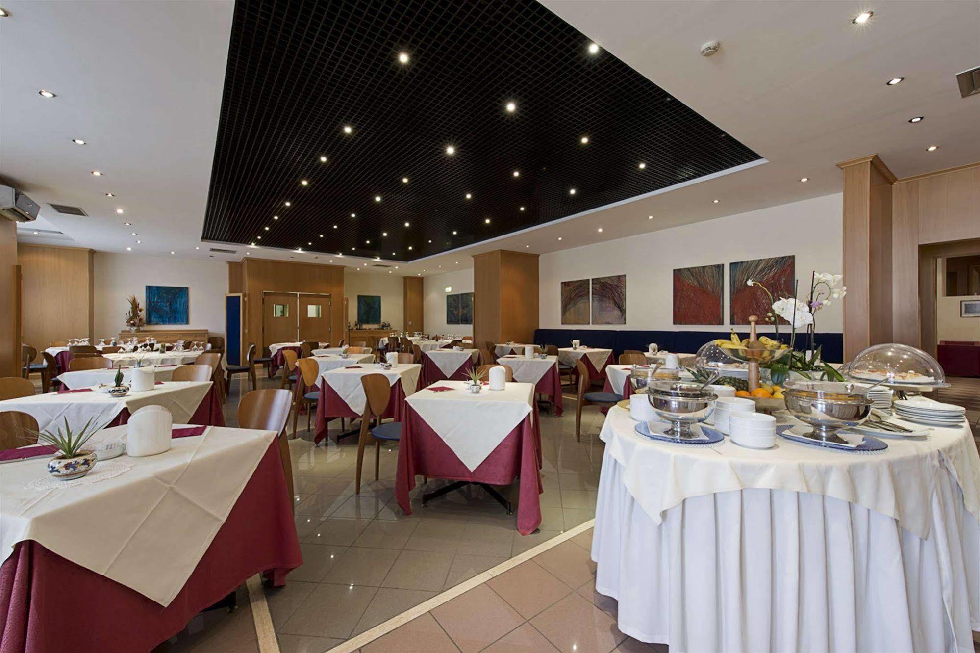 Classic Hotel Tulipano Терни Экстерьер фото