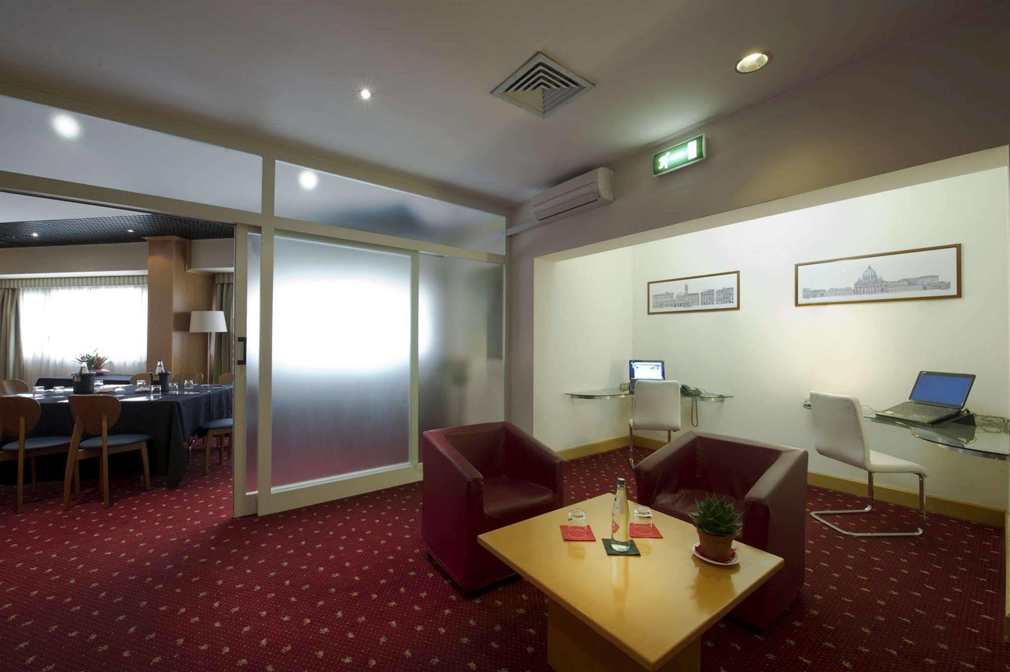 Classic Hotel Tulipano Терни Экстерьер фото
