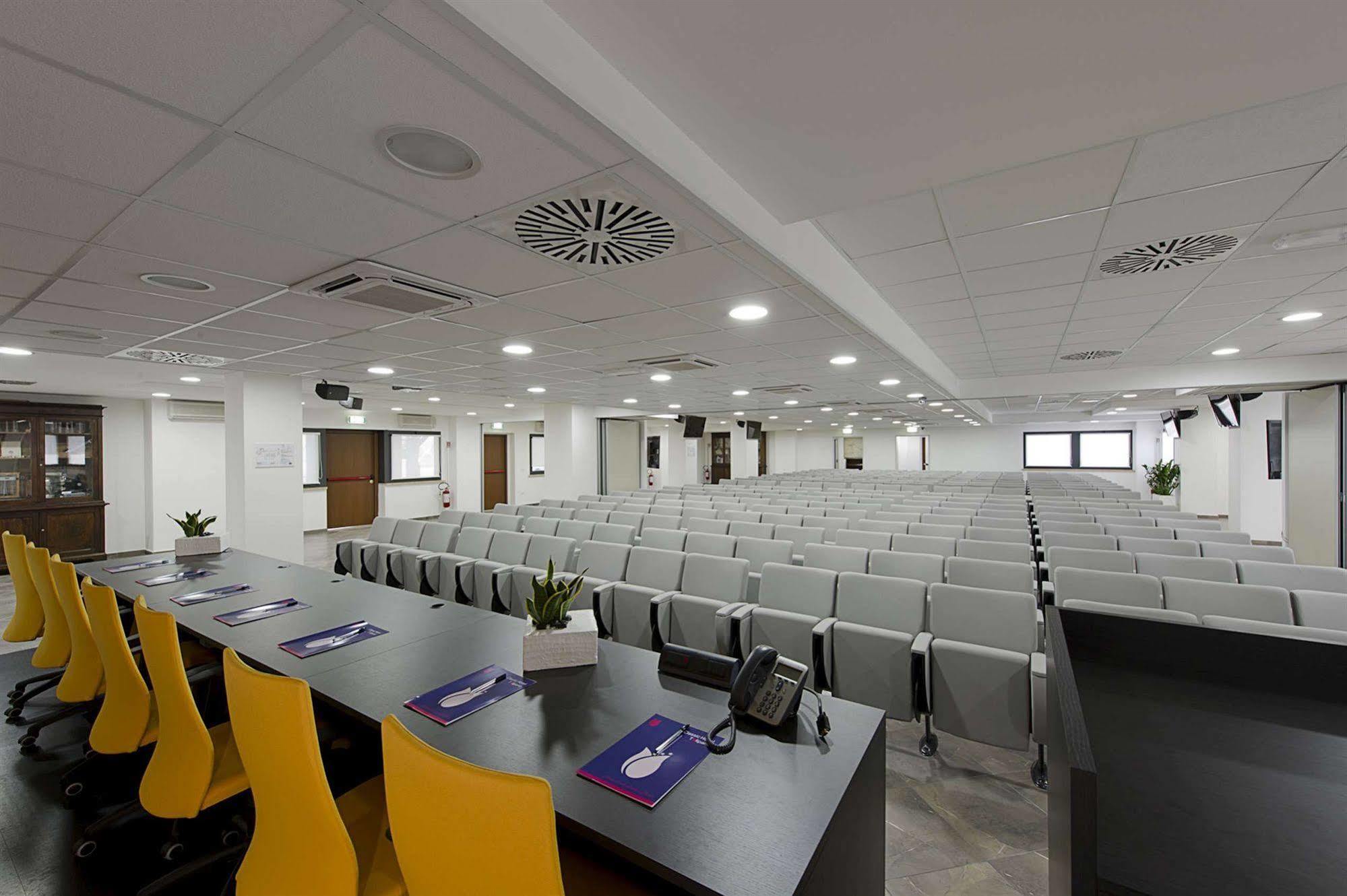 Classic Hotel Tulipano Терни Экстерьер фото